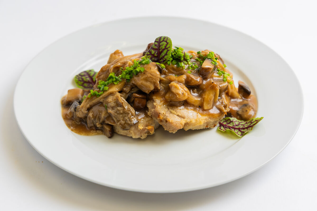 Escalopes de porc, sauce aux champignons sauvages