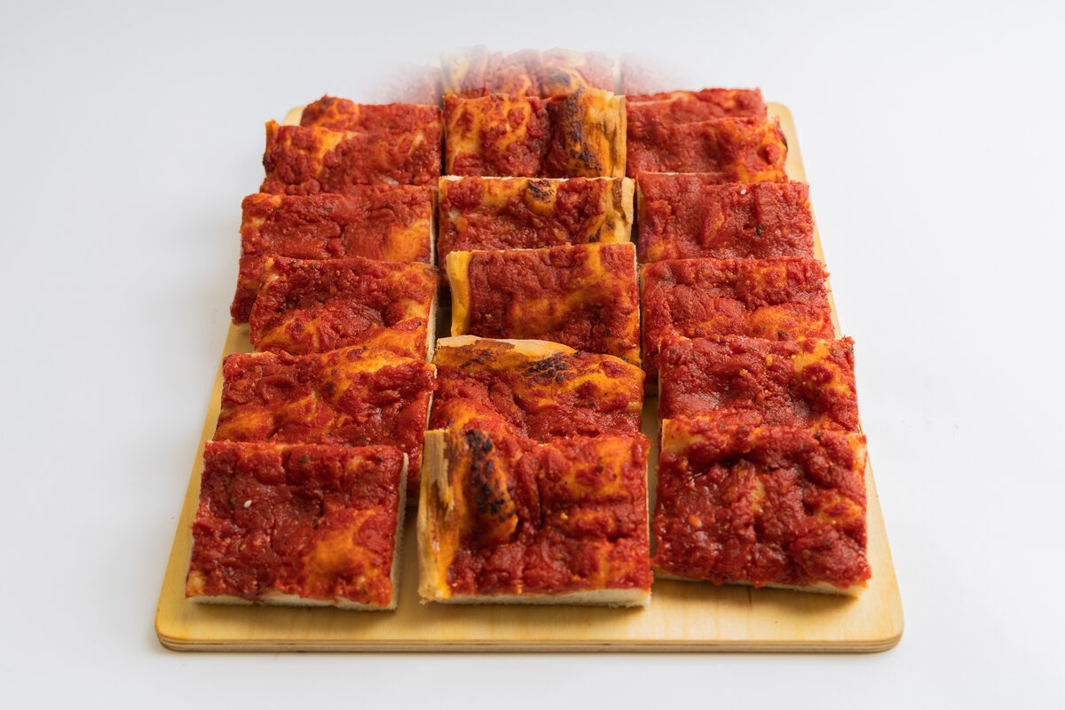Pizza aux tomates