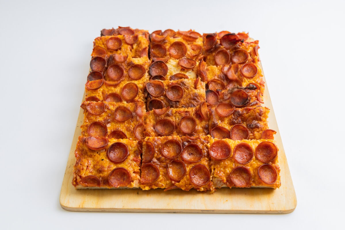 Pizza Pepperoni sicilien